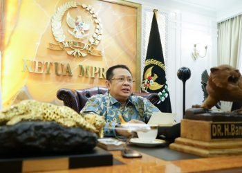 Demokrasi Indonesia demokrasi indonesia adalah demokrasi indonesia saat ini demokrasi indonesia pdf demokrasi indonesia saat ini adalah demokrasi indonesia berdasarkan uud 1945 demokrasi indonesia yang modern adalah demokrasi indonesia makalah demokrasi indonesia pada awal kemerdekaan demokrasi indonesia jurnal demokrasi indonesia ppt demokrasi indonesia masa reformasi demokrasi indonesia apa bapak demokrasi indonesia adalah demokrasi indonesia langsung atau tidak langsung demokrasi negara indonesia adalah pencetus sendi demokrasi indonesia adalah demokrasi yang digunakan di indonesia adalah demokrasi yang dianut bangsa indonesia adalah asas demokrasi indonesia demokrasi yang diterapkan di indonesia adalah perbedaan demokrasi indonesia dengan amerika pesta demokrasi di indonesia adalah artikel demokrasi indonesia demokrasi bagi indonesia indeks demokrasi indonesia bps kenapa demokrasi indonesia berubah ubah demokrasi liberal indonesia berlaku sejak demokrasi di indonesia brainly demokrasi liberal di indonesia berlaku sejak pertanyaan tentang demokrasi indonesia beserta jawabannya demokrasi liberal di indonesia berlangsung setelah pemikiran tentang demokrasi indonesia brainly demokrasi di indonesia contohnya contoh demokrasi indonesia ciri demokrasi indonesia perbedaan demokrasi indonesia dengan china pada demokrasi terpimpin indonesia condong ke perbedaan demokrasi indonesia dengan cina catatan demokrasi indonesia demokrasi indonesia dari masa ke masa demokrasi di indonesia demokrasi di indonesia saat ini demokrasi di indonesia saat ini 2022 demokrasi di indonesia adalah demokrasi di indonesia saat ini 2023 demokrasi di indonesia pdf demokrasi di indonesia muncul sejak demokrasi di indonesia saat ini 2021 demokrasi di indonesia jurnal demokrasi di indonesia ppt perbedaan demokrasi indonesia dengan negara lain perbedaan demokrasi indonesia dengan negara lain brainly perbandingan demokrasi indonesia dengan negara lain demokrasi indonesia era reformasi demokrasi ekonomi indonesia bagaimana demokrasi indonesia era orde lama bagaimana demokrasi indonesia era orde reformasi demokrasi indonesia di era orde lama sistem demokrasi ekonomi indonesia bagaimana demokrasi ekonomi indonesia bapak demokrasi ekonomi indonesia bapak demokrasi ekonomi indonesia adalah ciri demokrasi ekonomi indonesia adalah positif demokrasi ekonomi indonesia adalah ebook demokrasi indonesia perbedaan demokrasi indonesia dengan eropa berikut ciri demokrasi ekonomi indonesia kecuali era demokrasi indonesia film demokrasi indonesia gambar demokrasi indonesia download template ppt demokrasi indonesia gratis hakikat demokrasi indonesia indeks demokrasi indonesia indeks demokrasi indonesia 2022 indeks demokrasi indonesia 2023 sistem demokrasi indonesia saat ini indeks demokrasi indonesia 2021 indeks demokrasi indonesia 2022 pdf bagaimana demokrasi indonesia saat ini sistem demokrasi indonesia saat ini yaitu jaringan demokrasi indonesia jelaskan demokrasi indonesia jurnal demokrasi indonesia 2021 jenis demokrasi indonesia perkembangan demokrasi di indonesia jurnal sejarah demokrasi di indonesia jurnal jurnal demokrasi indonesia 2020 jelaskan demokrasi indonesia pada awal kemerdekaan jelaskan demokrasi indonesia saat ini sistem demokrasi di indonesia jurnal demokrasi indonesia kasus demokrasi konstitusional indonesia demokrasi konstitusional indonesia dan implementasinya indeks demokrasi indonesia kabupaten demokrasi indonesia sebelum kemerdekaan pilar demokrasi konstitusional indonesia demokrasi indonesia masa revolusi kemerdekaan demokrasi indonesia sesuai perkembangan konstitusi kondisi demokrasi indonesia saat ini konsep demokrasi indonesia kesimpulan demokrasi indonesia kelemahan demokrasi indonesia 10 pilar demokrasi konstitusional indonesia kapan masa demokrasi liberal indonesia pemikiran politik indonesia demokrasi liberal demokrasi liberal indonesia demokrasi liberal indonesia adalah sejarah demokrasi liberal indonesia ciri demokrasi liberal indonesia apakah indonesia demokrasi liberal pemimpin demokrasi liberal indonesia apakah indonesia demokrasi langsung landasan demokrasi indonesia latar belakang demokrasi liberal indonesia soal sejarah indonesia demokrasi liberal liga demokrasi indonesia demokrasi indonesia modern adalah demokrasi indonesia menurut para ahli demokrasi indonesia menganut sistem indeks demokrasi indonesia menurun partai demokrasi indonesia merupakan penggabungan dari pengertian demokrasi indonesia menurut para ahli penyebab indeks demokrasi indonesia menurun materi demokrasi indonesia makalah demokrasi indonesia word indonesia masa demokrasi liberal demokrasi negara indonesia demokrasi di negara indonesia sistem demokrasi negara indonesia indeks demokrasi negara indonesia yang menurun indonesia negara demokrasi apa indonesia negara demokrasi terbesar nilai demokrasi indonesia indonesia negara demokrasi pdf indonesia negara demokrasi bebas berpendapat indonesia negara demokrasi liberal demokrasi indonesia oligarki demokrasi indonesia periode orde baru demokrasi di indonesia orde lama opini demokrasi indonesia saat ini demokrasi yang dianut oleh indonesia penerapan demokrasi indonesia didasari oleh sila demokrasi indonesia periode reformasi (1998-sekarang) demokrasi indonesia pertanyaan demokrasi indonesia prinsip demokrasi parlementer indonesia indonesia demokrasi partai makalah demokrasi indonesia pdf buku demokrasi indonesia pdf demokrasi indonesia sistem pemerintahan partai demokrasi indonesia perjuangan pengertian demokrasi indonesia perkembangan demokrasi indonesia demokrasi indonesia indonesia demokrasi atau republik demokrasi indonesia pasca reformasi partai demokrasi rakyat indonesia partai demokrasi rakyat indonesia sejahtera partai demokrasi rakyat indonesia (pdri) rangkuman demokrasi indonesia demokrasi di indonesia pasca reformasi ringkasan demokrasi indonesia perbedaan demokrasi indonesia dan rrc demokrasi indonesia sekarang apakah demokrasi indonesia sudah baik demokrasi pancasila di indonesia saat ini kondisi demokrasi indonesia saat ini 2022 demokrasi di indonesia seperti apa apa demokrasi indonesia saat ini partai demokrasi indonesia sejahtera keadaan demokrasi indonesia saat ini demokrasi indonesia tahun 1945 sampai 1949 demokrasi indonesia tahun 1949 sampai 1959 demokrasi indonesia tahun 1965 sampai 1998 demokrasi indonesia tahun 1998 sampai sekarang demokrasi terpimpin indonesia sistem demokrasi indonesia tercermin dalam sila indeks demokrasi indonesia tahun 2022 indeks demokrasi indonesia turun indeks demokrasi indonesia tahun 2021 pengaruh demokrasi terhadap indonesia demokrasi menurut tokoh indonesia sejarah indonesia demokrasi terpimpin kasus demokrasi di indonesia terbaru tokoh demokrasi indonesia demokrasi indonesia universitas udayana demokrasi indonesia untuk pertanyaan tentang demokrasi indonesia untuk mahasiswa demokrasi yang bagus untuk indonesia membangun demokrasi untuk indonesia demokrasi yang cocok untuk indonesia urgensi demokrasi indonesia demokrasi yang pas untuk indonesia uni demokrasi indonesia jenis demokrasi untuk indonesia demokrasi yang tepat untuk indonesia wajah demokrasi indonesia wujud demokrasi indonesia makna demokrasi bagi indonesia yang majemuk prinsip demokrasi indonesia yaitu demokrasi dengan urutan demokrasi di indonesia yaitu demokrasi yang indonesia sejarah demokrasi di indonesia yang singkat demokrasi yang dikembangkan di indonesia adalah demokrasi yang dikembangkan di negara indonesia adalah demokrasi yang dipakai di indonesia adalah indonesia adalah negara demokrasi artinya demokrasi di indonesia adalah brainly demokrasi indonesia berlandaskan pancasila dan uud 1945 demokrasi indonesia adalah demokrasi demokrasi indonesia adalah demokrasi liberal demokrasi indonesia adalah demokrasi pancasila yaitu yang berdasarkan kebangsaan kebangsaan indonesia kebangsaan adalah kebangsaan diisi apa kebangsaan artinya kebangsaan indonesia menurut soekarno kebangsaan indonesia adalah kebangsaan menurut soekarno kebangsaan kita adalah kebangsaan in english kebangsaan dalam cv kebangsaan wni kebangsaan apa kebangsaan kita kebangsaan skck kebangsaan malaysia kebangsaan albert einstein kebangsaan atau suku kebangsaan adalah brainly kebangsaan australia kebangsaan argentina kebangsaan amerika kebangsaan adalah negara kebangsaan adalah nasionalisme kebangsaan air aadk kebangsaan atlet kebangsaan malaysia bahasa kebangsaan a kebangsaan bina ayat kebangsaan brunei kebangsaan baju kebangsaan bahasa bunga kebangsaan malaysia baju kebangsaan malaysia bunga kebangsaan bahasa kebangsaan singapura bahasa kebangsaan malaysia burung kebangsaan malaysia baju kebangsaan malaysia perempuan buah kebangsaan malaysia bulan kebangsaan 2022 baju kebangsaan lelaki bulan kebangsaan atau bulan kemerdekaan kebangsaan china kebangsaan cinta laura cprc kebangsaan cprc kebangsaan kkm cuti kebangsaan 2023 cuti kebangsaan 2022 sekolah kebangsaan cochrane sekolah kebangsaan cochrane perkasa sekolah kebangsaan cheras indah sekolah kebangsaan cheng sekolah kebangsaan cheras jaya sekolah kebangsaan convent sekolah kebangsaan cenderawasih sekolah kebangsaan cina near me sekolah kebangsaan chepor kebangsaan dan nasionalisme kebangsaan di cv kebangsaan diisi apa pdf kebangsaan dalam bahasa arab kebangsaan dalam skck kebangsaan dan kewarganegaraan kebangsaan di skck kebangsaan dalam surat lamaran kerja kebangsaan dalam bahasa prancis kebangsaan dalam jawi kebangsaan dan antarabangsa kebangsaan di lamaran kerja kebangsaan di npwp kebangsaan english kebangsaan ejaan jawi kebangsaan english translation kebangsaan ejaan dalam jawi kebangsaan erling haaland esei kebangsaan ejaan kebangsaan bahasa jawi eja kebangsaan epicentrum kebangsaan pusat kebangsaan e-kerajaan sekolah kebangsaan ewa sekolah kebangsaan encik buyong sekolah kebangsaan encik buyong photos sekolah kebangsaan english sekolah kebangsaan entilibon seminar kebangsaan ldii seminar budaya seminari ledalero seminar jurnalistik seminar budaya di bandung contoh seminar budaya seminar seni budaya proposal seminar budaya contoh proposal seminar budaya materi seminar budaya berita seminar budaya jurnal seminar budaya seminar bahasa seminar binus seminar bali workshop cagar budaya seminari sinar buana seminar gunadarma seminari garum seminar ugm seminar hrd seminar hukum seminar hybrid ldii ldii sesat ldii itu apa ldii terdekat ldii tv ldii jakarta ldii menurut mui ldii apa ldii aliran apa ldii singkatan dari ldii logo ldii news ldii 354 ldii dan nii ldii jakarta barat ldii ngepel ldii adalah ldii adalah aliran sesat ldii australia ldii apa itu ldii aneh ldii adalah organisasi ldii aliran islam apa ldii apakah aliran sesat ldii ahlussunnah wal jamaah ldii jakarta selatan ldii terdekat dari sini masjid ldii terdekat dari lokasi saya pondok ldii terdekat masjid ldii terdekat di sini ponpes ldii terdekat ldii tv terbaru hari ini ldii tv news http://ldii.tv.id ldii tv nasehat cak emir ldii tv klaten ldii tv nasehat ldii tv 2022 ldii tv live ldii tv nasehat 2022 ldii tv ida royani ldii tv live streaming ldii tv murottal 30 juz ldii tv adalah ldii tv sidoarjo tv ldii nusantara ldii jakarta pusat ldii jakarta timur ldii jakarta utara masjid ldii jakarta selatan masjid ldii jakarta timur masjid ldii jakarta masjid ldii jakarta pusat masjid ldii jakarta barat dpd ldii jakarta gedung ldii jakarta pondok gede ldii jakarta timur pondok pesantren ldii jakarta pengurus ldii jakarta bambang soesatyo bambang soesatyo istri bambang soesatyo anak bambang soesatyo cerai bambang soesatyo poligami bambang soesatyo partai bambang soesatyo kekayaan bambang soesatyo mantu bambang soesatyo ketua mpr bambang soesatyo lhkpn bambang soesatyo pemuda pancasila bambang soesatyo usaha bambang soesatyo dewi bambang soesatyo istri dua bambang soesatyo instagram bambang soesatyo partai apa bambang soesatyo adalah bambang soesatyo agama bambang soesatyo antaranews istri bambang soesatyo ada 2 bambang soesatyo pengusaha apa bambang soesatyo bisnis apa dewi bambang soesatyo adalah bambang soesatyo dari partai apa istri bambang soesatyo lenny atau dewi anak bambang soesatyo menikah ayah bambang soesatyo apakah bambang soesatyo istrinya 2 anak bambang soesatyo dan dewi bambang soesatyo bisnis bambang soesatyo biografi bambang soesatyo buku blackstone bambang soesatyo bentley bambang soesatyo bambang soesatyo istrinya berapa bambang soesatyo istri berapa anak bambang soesatyo berapa bambang soesatyo punya istri berapa besan bambang soesatyo bapak bambang soesatyo batik bambang soesatyo villa bambang soesatyo di bali anak bambang soesatyo ada berapa bambang stores opening hours