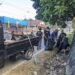 Semangatkan Nilai-nilai Kemerdekaan Republik Indonesia, PC LDII Manokwari Barat Bersih Masjid Sampai Saluran