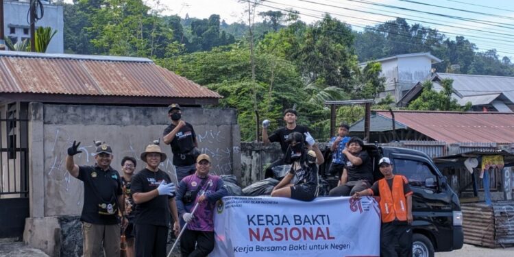 Sambut Dirgahayu Kemerdekaan HUT RI ke 81, LDII Papua Barat Gelar Kerja Bersama Bakti untuk Negeri